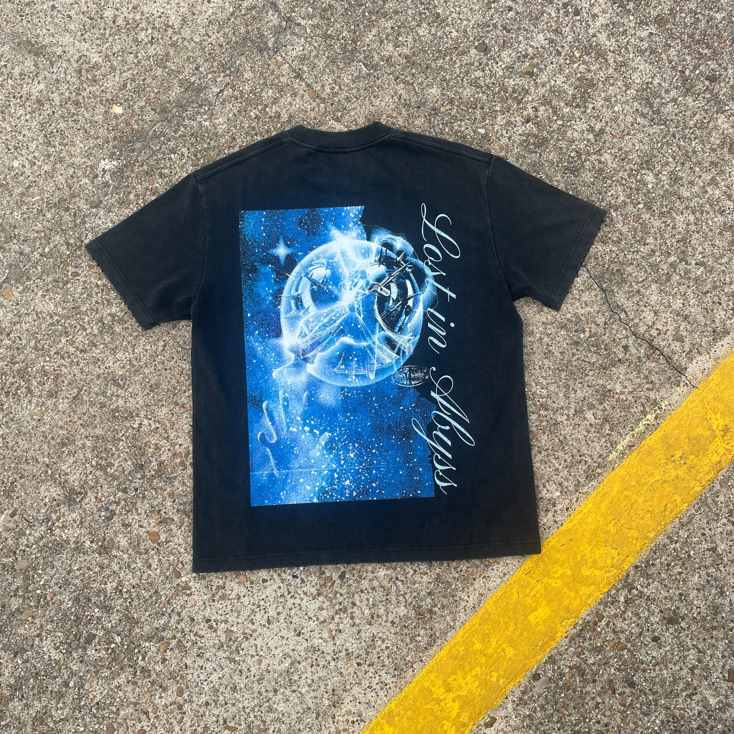LOST IN ABYSS Tee